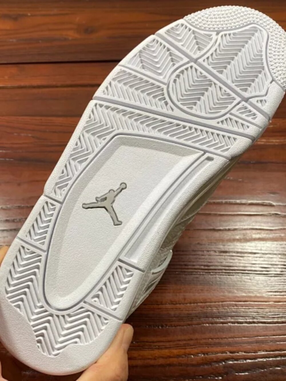Pure white - Picture 6 of 6
